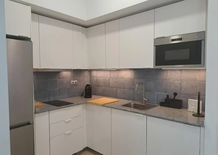 Cr Apartments